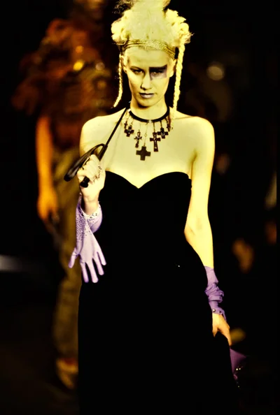 Look 93